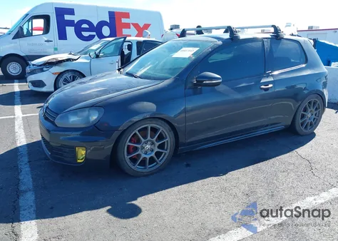 2010 Volkswagen Gti 2-Door z USA, uszkodzony, nr VIN WVWFD7AJ2AW154240